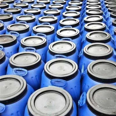 Os adesivos adesivos usam cola à base de água-ou cola à base de óleo-?